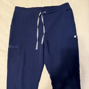 Figs Skinny Scrub bottom